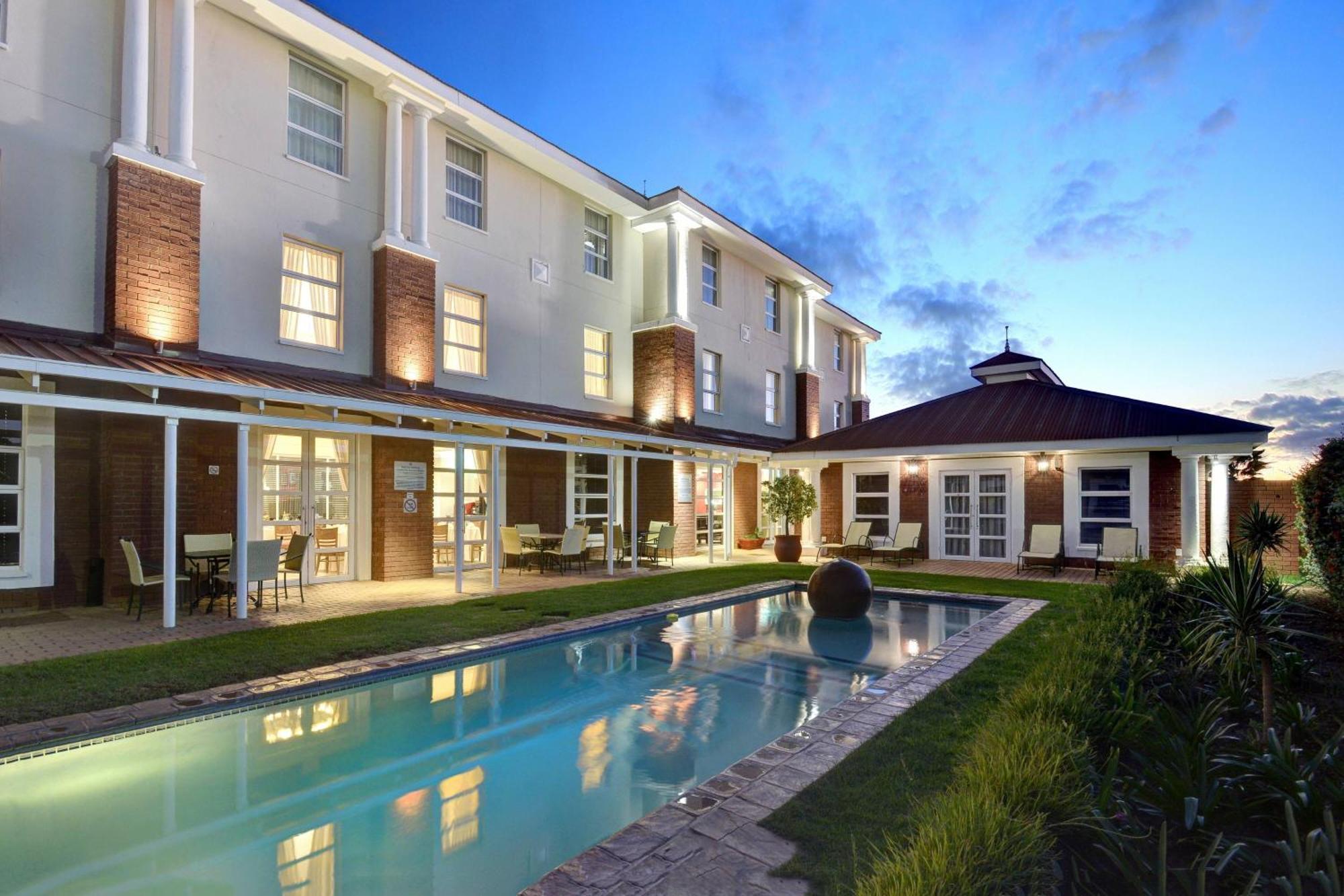 Protea Hotel By Marriott Mahikeng Mafikeng Ngoại thất bức ảnh