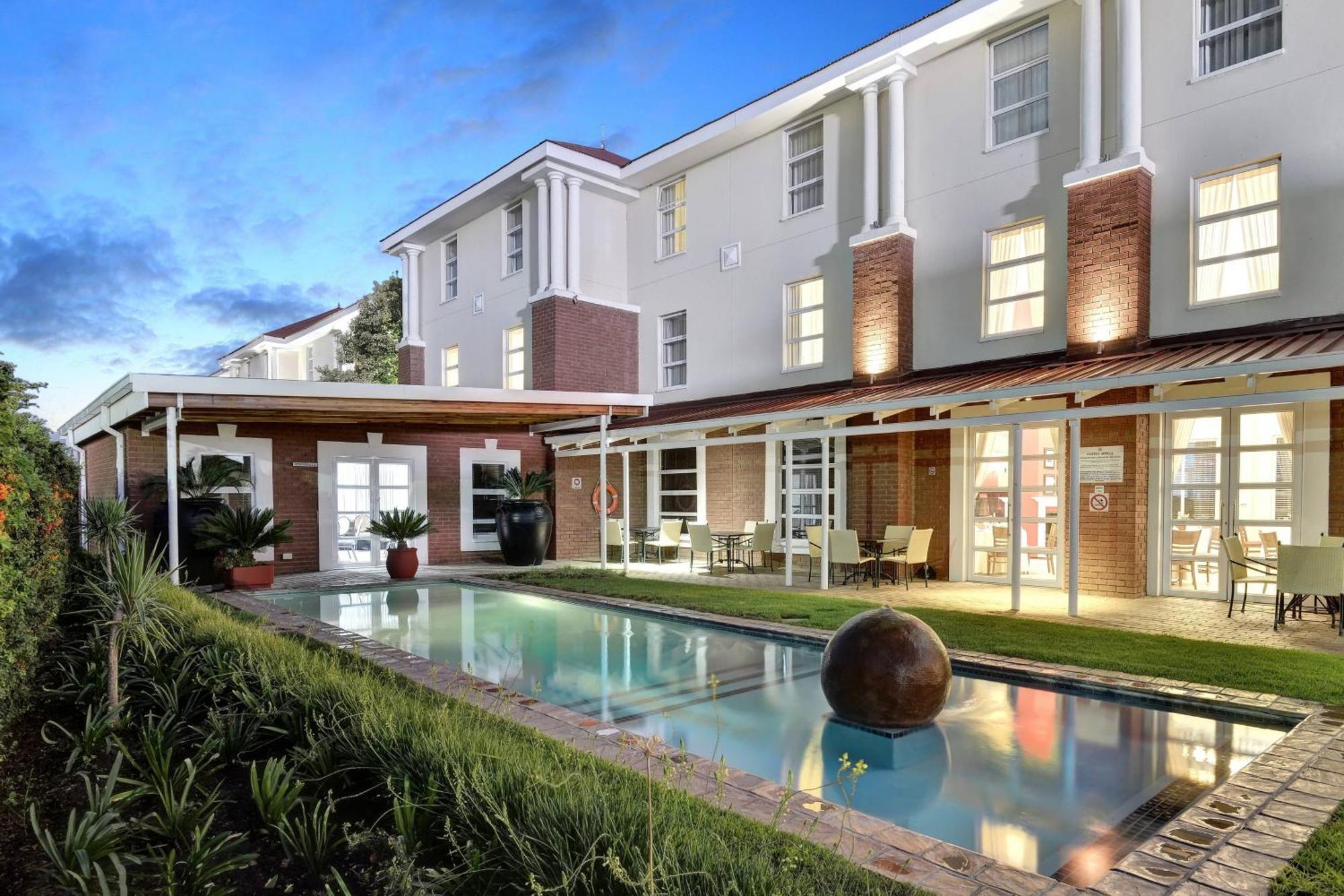Protea Hotel By Marriott Mahikeng Mafikeng Ngoại thất bức ảnh