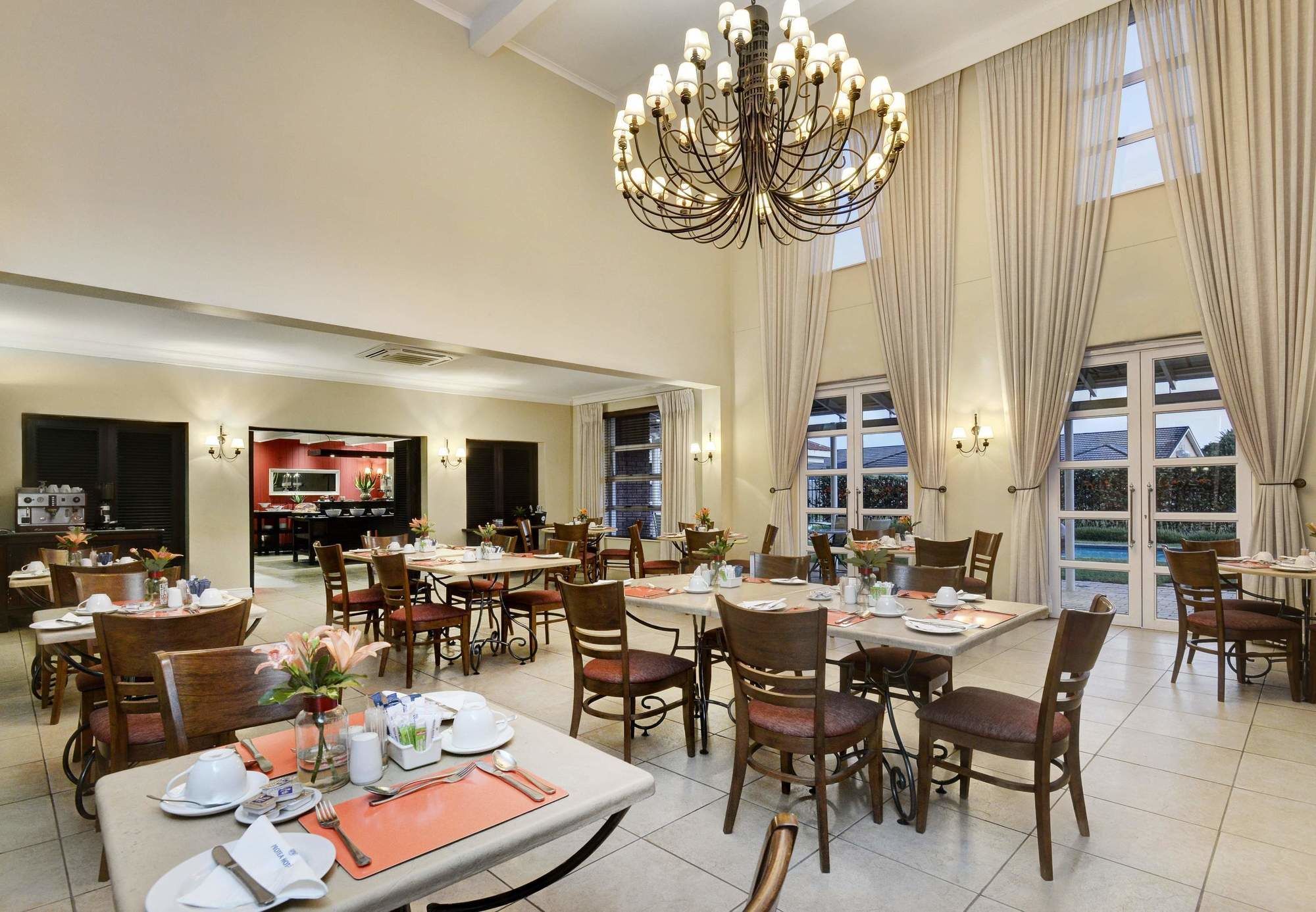 Protea Hotel By Marriott Mahikeng Mafikeng Ngoại thất bức ảnh