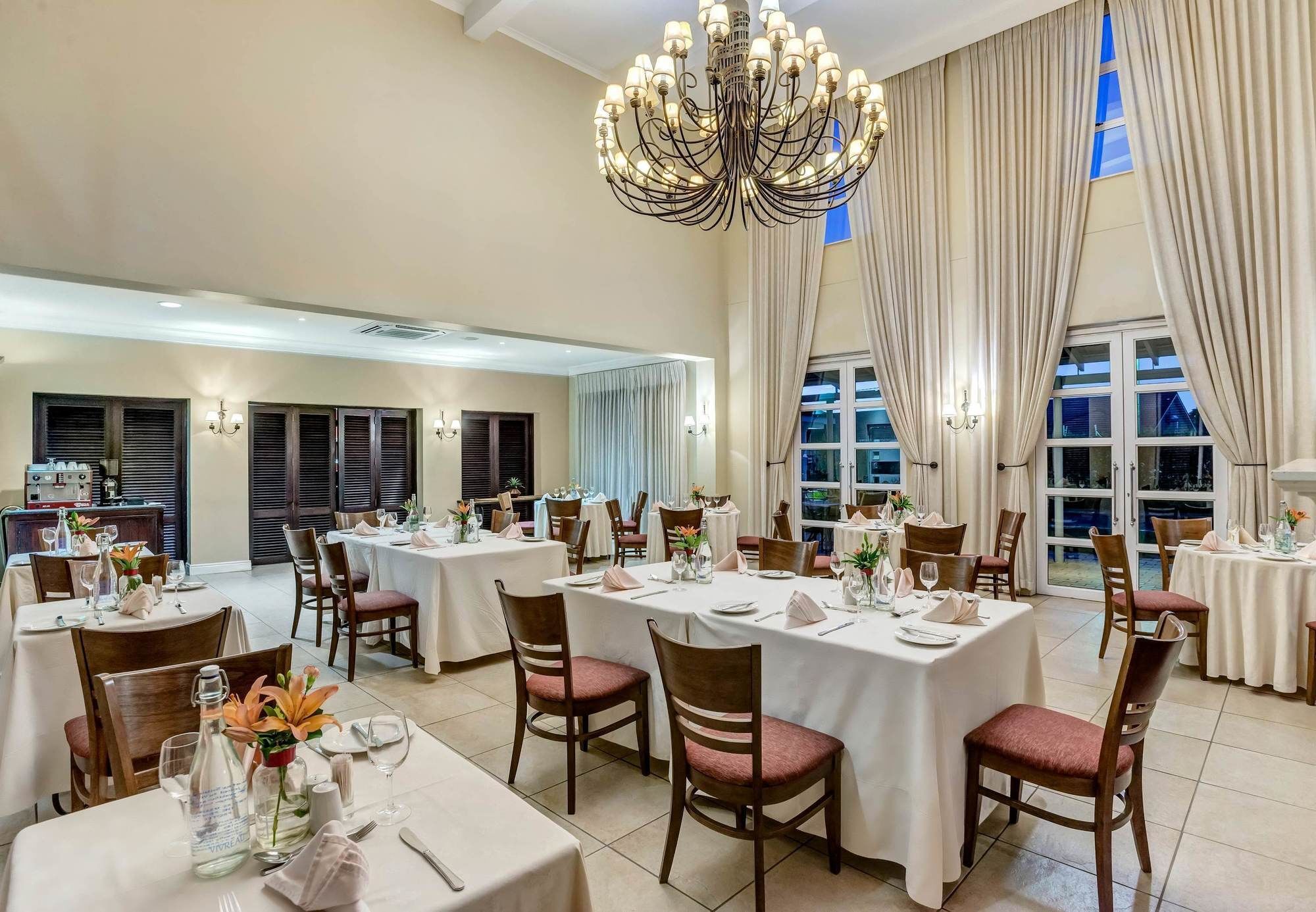 Protea Hotel By Marriott Mahikeng Mafikeng Ngoại thất bức ảnh