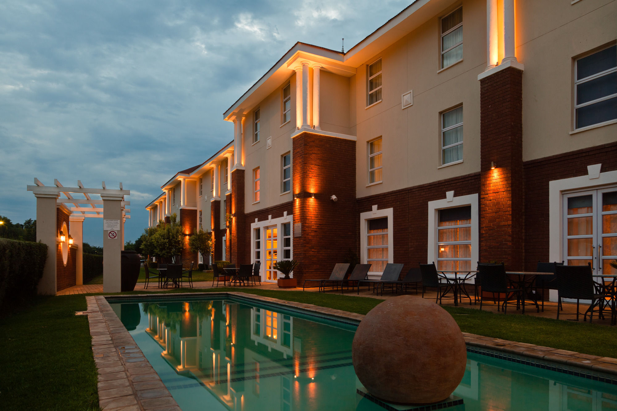 Protea Hotel By Marriott Mahikeng Mafikeng Ngoại thất bức ảnh